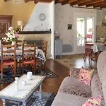 Stunning In With Kitchenette Ferienhaus Biras