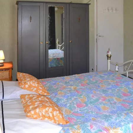 Stunning In With Kitchenette * Biras