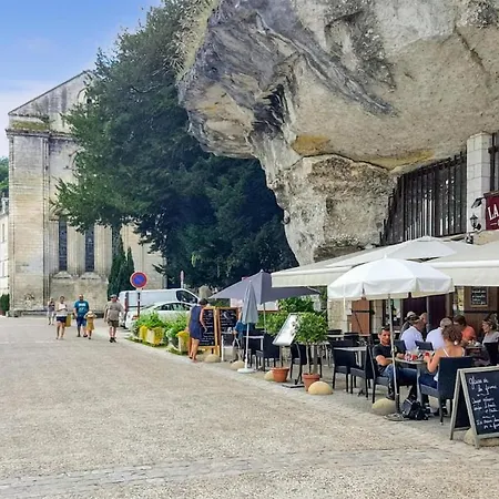 Stunning In With Kitchenette Biras